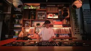Vinyl Mix: Deep Garage House (Cafe 1001)