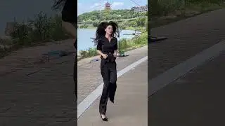 Runway Vibes on the Street | Sleek Black Fashion Inspo ✨🖤