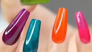 uñas acrilicas efecto gelatina en punta coffin y tonos neones 💚💜💙