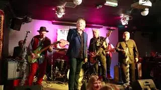 Paul Cox performing at the Eel Pie Club Christmas Party 2017