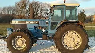 Ford 8730 tractor - 