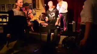 Thomas Stwalley & Dynamic James: Rock Me Baby