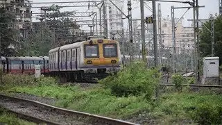 EMPTY RAKE Madly Honking passing through Nerul Railway Station : Indian Railway