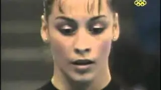 Beautiful Balance Beam routine