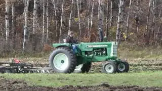 Oliver 1850 Discing with a 18