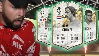 Opening 20x INSANE Moments Icon Packs!!