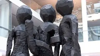 Georg Baselitz sculpture „Schwesterngruppe“