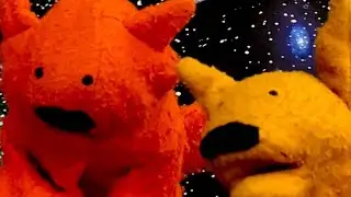A Library / Outer Space Adventure | Pumpkin & Stretch