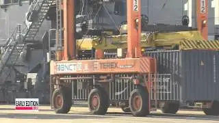 Korean exports log first decline in four months in June  6월 수출 467억 달러, 작년 동기보다 0.9% 감소