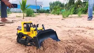 HUINA RC Construction: Excavator & Dump Truck Haul Dirt! #rccars #rccar #huina #rcexcavator #rcdump