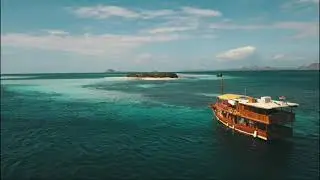 Cruising, Komodo National Park, No Roads Expeditions 🏝️