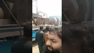 Horrible accident at Badamibagh, Lahore, family sustains injuries. #youtubeshorts #viral #trending