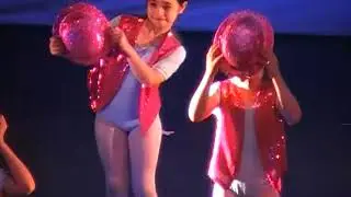 Tap (Karen Conolly 2010) ~ Danae Balladares