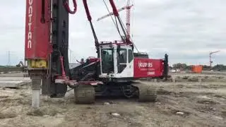 Junttan rig for 9300 piles.