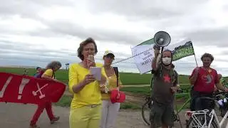 Barbara von Menschenrecht vor Bergrecht Dorfspaziergang L&uuml;tzerath Keyenberg 5.7.20