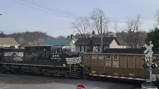 Norfolk Southern AC44C6M Duo Running a Fresh Coal Drag North 