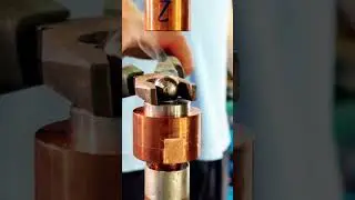 Agera hydraulic pump ball head spot welding machine has accurate positioning and fast welding.