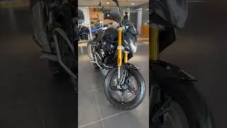BMW G310 R Black colour#bmw #bmwreview #bmwg310r#bmw310r #automobile #bike #bike #shorts #shortsfeed