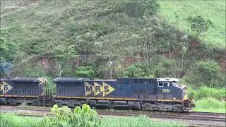 Composição de minério vazio da MRS Logística, partindo do Pátio de Dias Tavares, Juiz de Fora, MG.