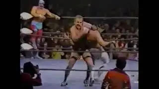 12.11.1979 - RWTL - Mil Mascaras & Dos Caras vs Abdullah The Butcher & The Sheik