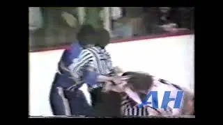 NHL Apr. 5, 1979 Al Secord,BOS v Larry Playfair,BUF Boston Bruins Buffalo Sabres