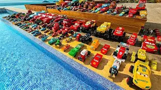 Looking for Disney Pixar Cars On the Rocky Road : Lightning McQueen, Mater, Dinoco McQueen, Mack