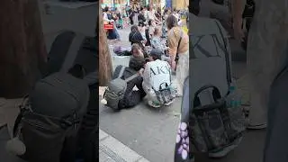Tokyo&rsquo;nun Karanlık Y&uuml;z&uuml;! Gen&ccedil;ler Bu Sokakta Kayboluyor 😢