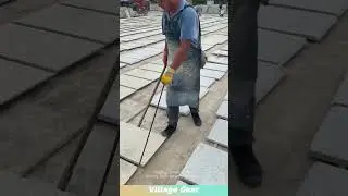 Flipping marble slabs: quality tools boost efficiency. #tools #stone