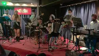 Jason Mraz - I'm Yours (Live at Rock Angle Band House) cover by Zeven@930 Nine Thirty