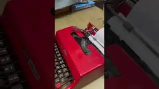 ❤️&zwj;🔥 Olivetti Lettera 32 in Rasso Red | Fully Restored Portable Typewriter by RR Typewriter Mart 🔥