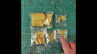 Unboxing Kilokits 1:35 Traffic Cones and Barriers in Under a Minute