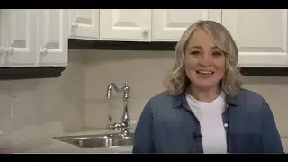 Leigh-Ann Allaire Perrault & Habitat ReStore take on a Home Deconstruction