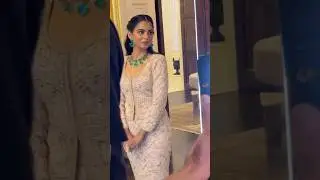 Isha Ambani Stuns as Co-Chair at The Pink Ball 💗 | Elegance, Power & Grace ✨