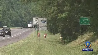 Commuters spot body along I-77 in Chester County