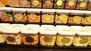 Holiday Shopping in Wichita | Kernel's Popcorn Express