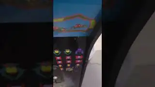 Любители ретро-игр &mdash; вам НУЖЕН этот игровой автомат Galaga!