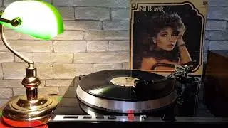 Nil Burak #1981 Albüm ismi : 
