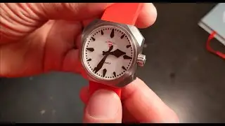 Why the designer watch: Lichterloh Normalzeit RED36 is a really interesting watch