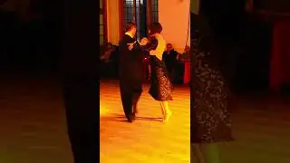 Tango. Gancho y Sacada. Gustavo Rosas.Demo con Gisela Natoli en Negracha.OCT 2016.London.U.K. #tango