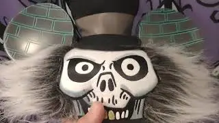 Disneyland haunted Mansion hatbox ghost Mickey ears 2019