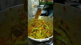 Suvaiyana avarakkai.  kara kulambu