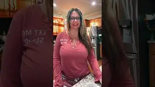 morning vlog, breakfast and coffee before going to work