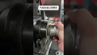 Fully automatic CNC threading machine