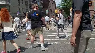 1st video on my new phone. 1st time at NYC pride. 1st time laying my eyes on crackhead barny.
