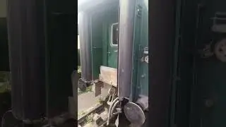 train back view #lahorejunction #train #paktrainz #pak