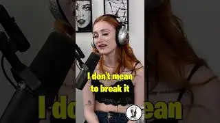 Scarlet Skies' advice on the best time to listen to podcasts #podcast #comedy #podcastclips