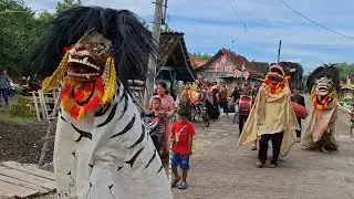 Arak arakan Barongan Singo Manunggal Nglempung