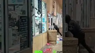 Chaos in LA  Protesters Break Into Stores  #Shorts