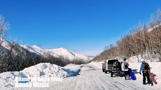 House Music | Alaska | Drive Hiland Rd Eagle River | 20220219