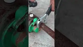 A labor saving wrench that is easy to use in life